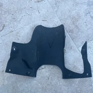 Suzuki GSXR SRAD Année 96-99 Carénage Inférieur Avant