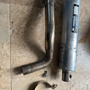Echappement sortie yoshimura 600 hornet