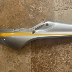 125 tdr Carénage arrière gauche  gris jaune Yamaha 4fu 5ae, 93-04
