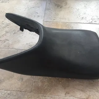 125 cbr selle conducteur, pilote, avant 2008 Honda