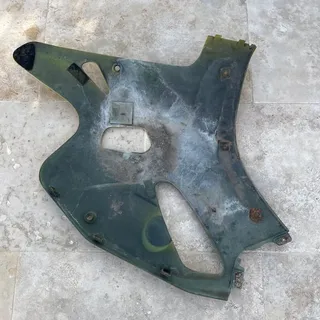 GSXR 750 w  Carenage flanc  avant droit  suzuki