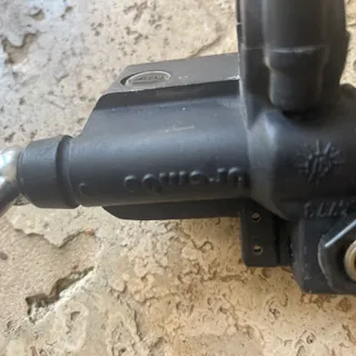 Ducati MONSTER  frein avant brembo (1993-1999)
