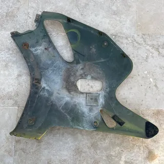 GSXR 750 w  Carenage flanc  avant droit  suzuki