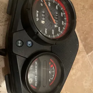 Honda 125 cbf compteur tableau de bord 2009