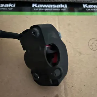 125 tw commodo Droit - Yamaha