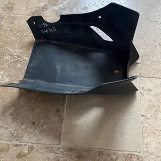 GSXR 750 Année 2000-2003 Carénage Inférieur Avant Suzuki