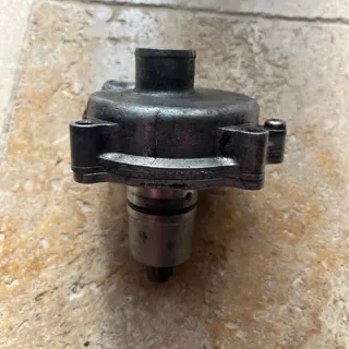 SUZUKI GSXR 750 W 1992-1993 POMPE A EAU- OCCASION