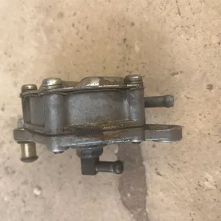 Pompe à essence  Ducati Monster 600 750 900