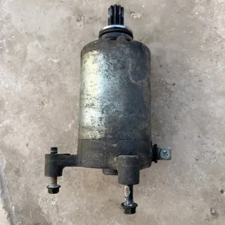 125 DR  - SE demareur Suzuki 1999