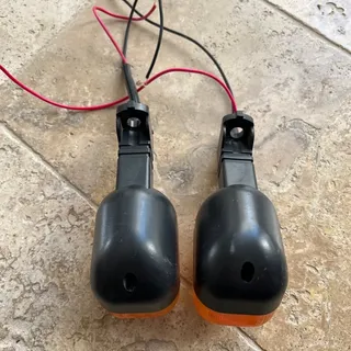 2 clignotants adaptables