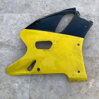 GSXR 750 w  Carenage flanc  avant droit  suzuki