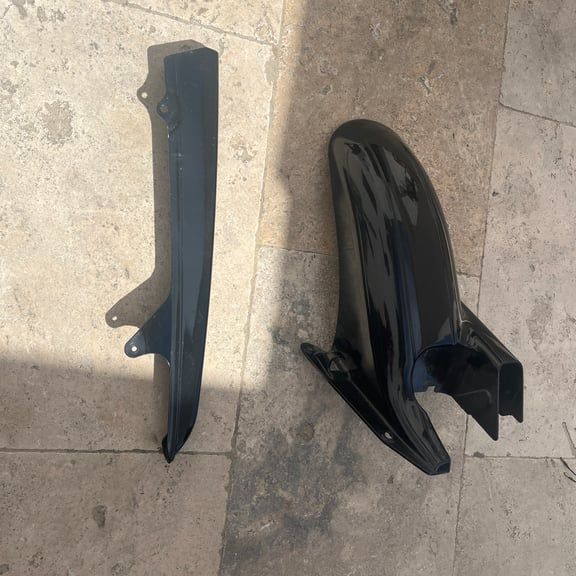 125 tdr 4fu/5ae 93-2004 Garde boue, lèche roue arrière peint Noir