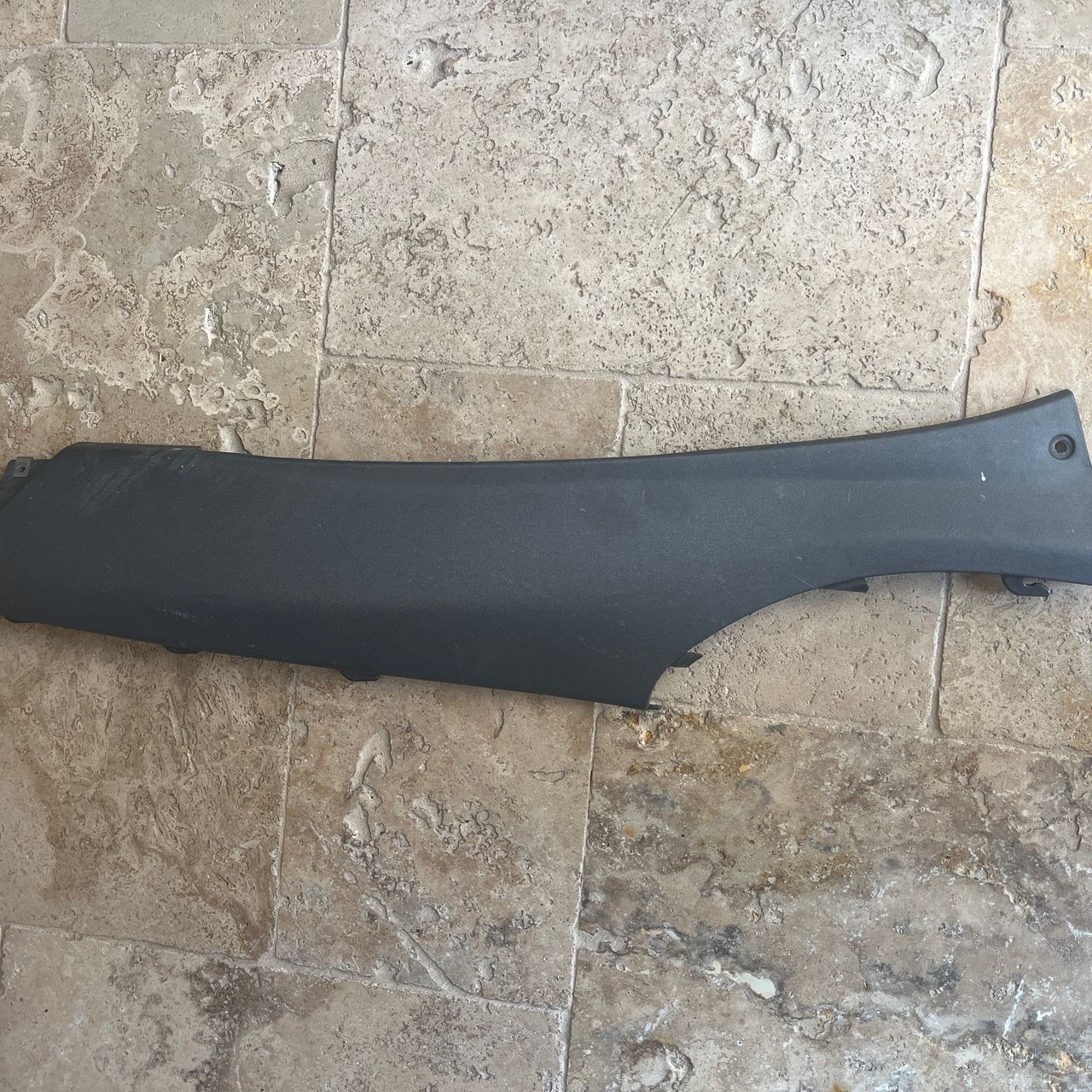 Carénage arrière gauche inferrieur PIAGGIO X9 125 - 2003