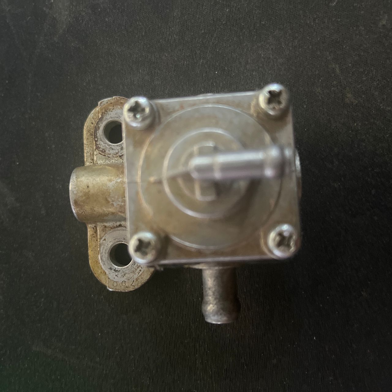 Robinet essence SUZUKI GSXR 600 SRAD de 1996 / 2000
