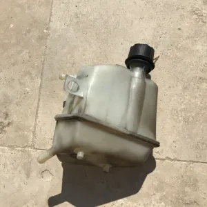 Vase expenssion d'eau, bocal eau piaggio 125 x9 2001 -2002