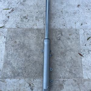 Yamaha 125 TDR tube fourche gauche  YAMAHA 125 TDR 4FU et 5AE