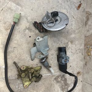 125 cbr kit serrure complet avec clef 2005 Honda