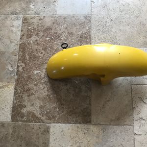 125 tdr Garde boue , lèche roue avant jaune 5ae/4fu - Yamaha