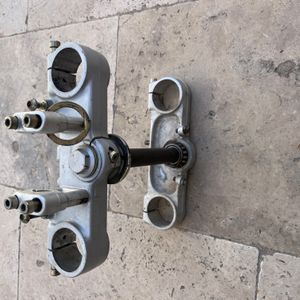 DUCATI MONSTER 600 Tés de Fourche sup et inferieur - 1994-1998