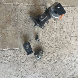 Suzuki 125 burgman 2005 kit serrures Suzuki