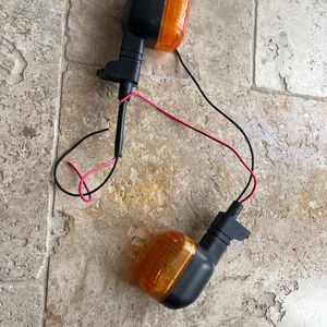 2 clignotants adaptables