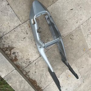 125 cbr Honda carenage coque arriere complete 2005